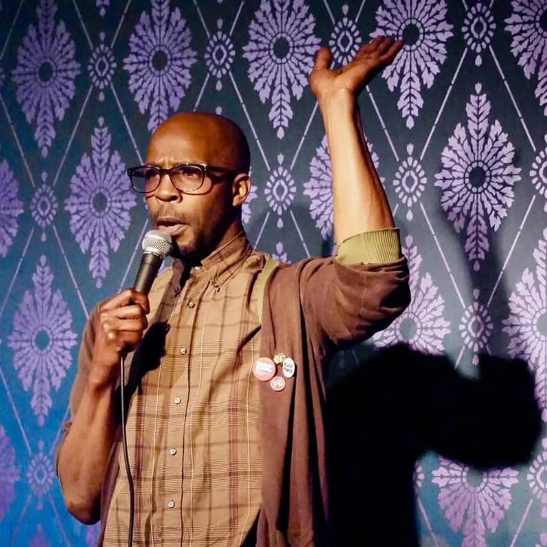Renny Blackett — comedian at Hecklers Happy Hour comedy show in Chicago