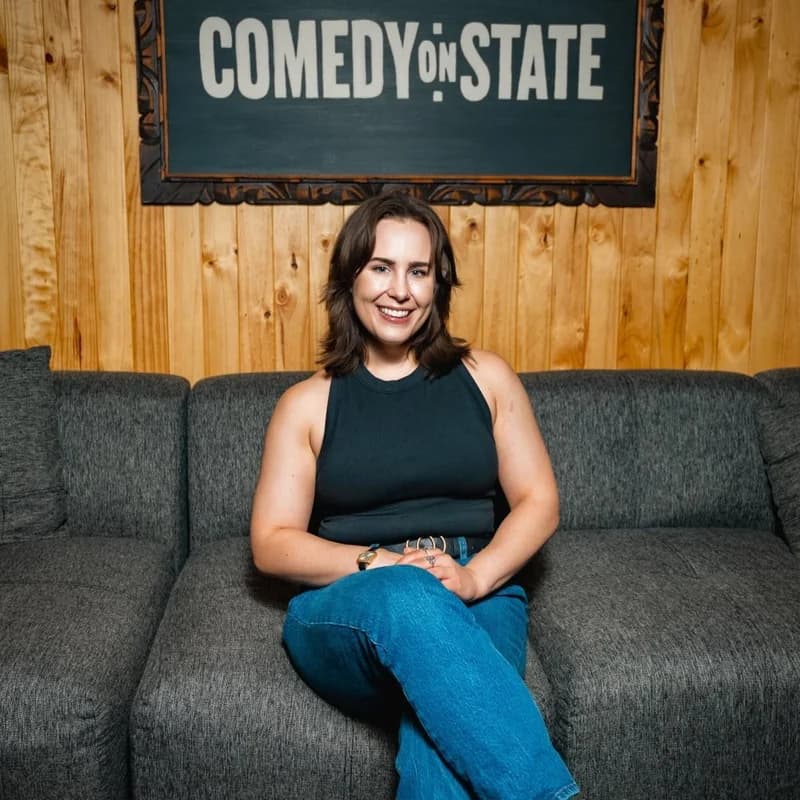 Katie Kincaid — comedian at Hecklers Happy Hour comedy show in Chicago