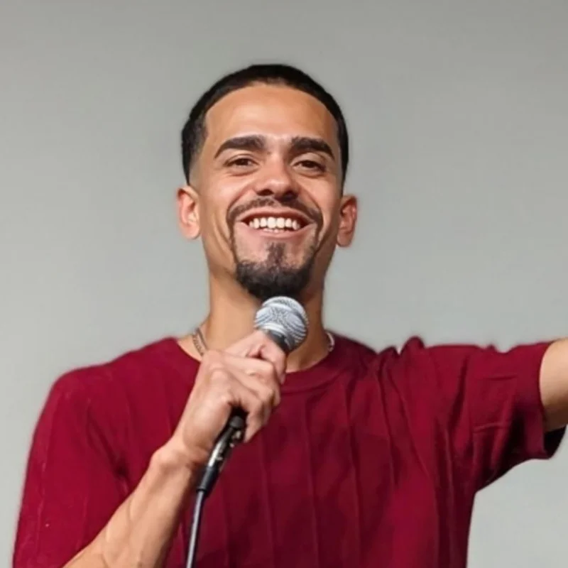 Uzi Acosta — comedian at Hecklers Happy Hour comedy show in Chicago