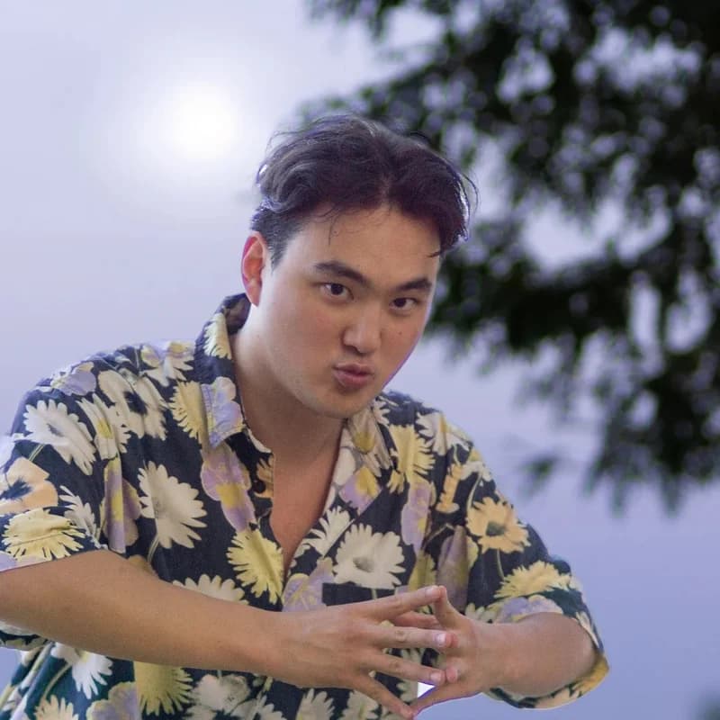 William Paik — comedian at Hecklers Happy Hour comedy show in Chicago